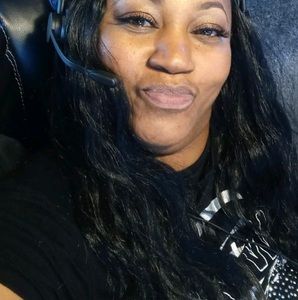 Meet your Posher, Claudette